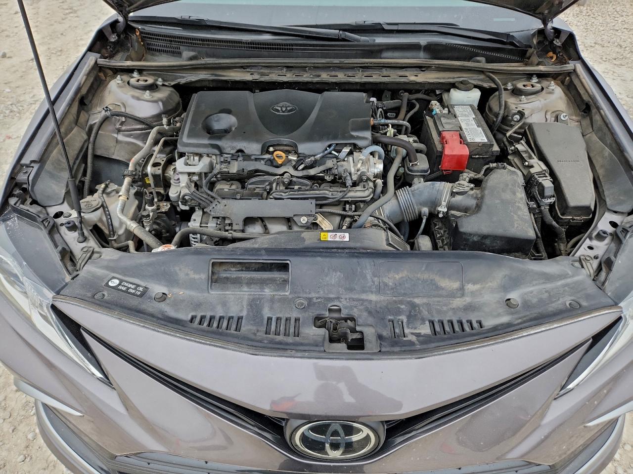 2022 TOYOTA CAMRY LE photo 11
