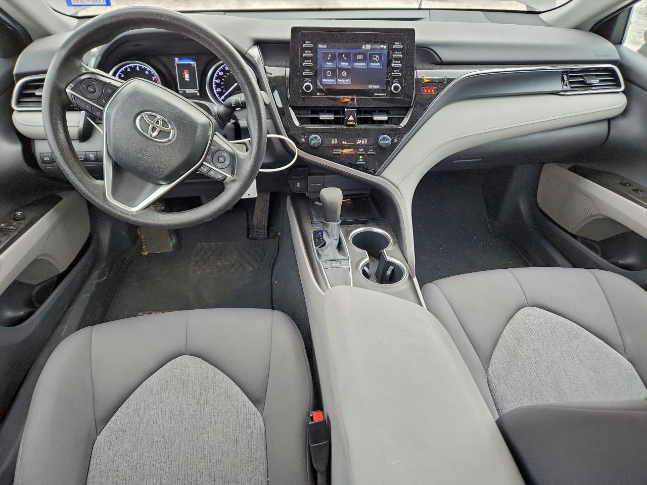 2022 TOYOTA CAMRY LE photo 8