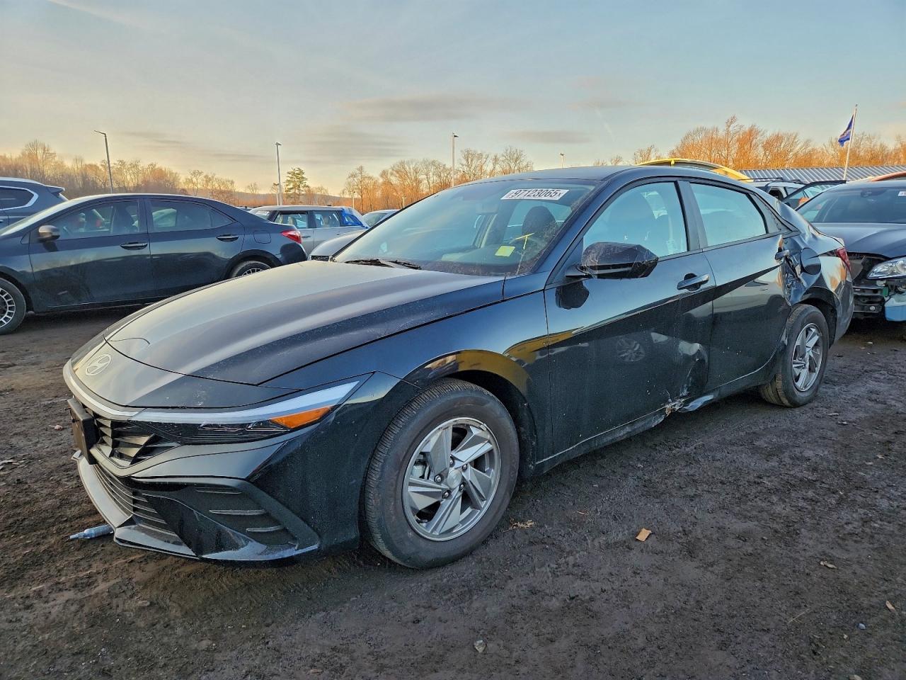 2025 HYUNDAI ELANTRA