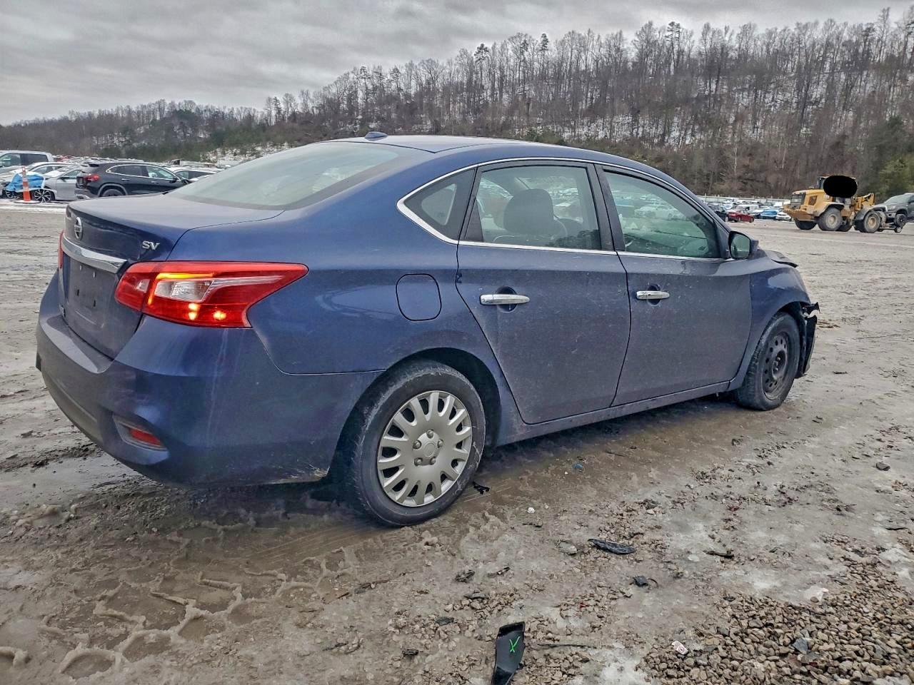 2017 NISSAN SENTRA S photo 5