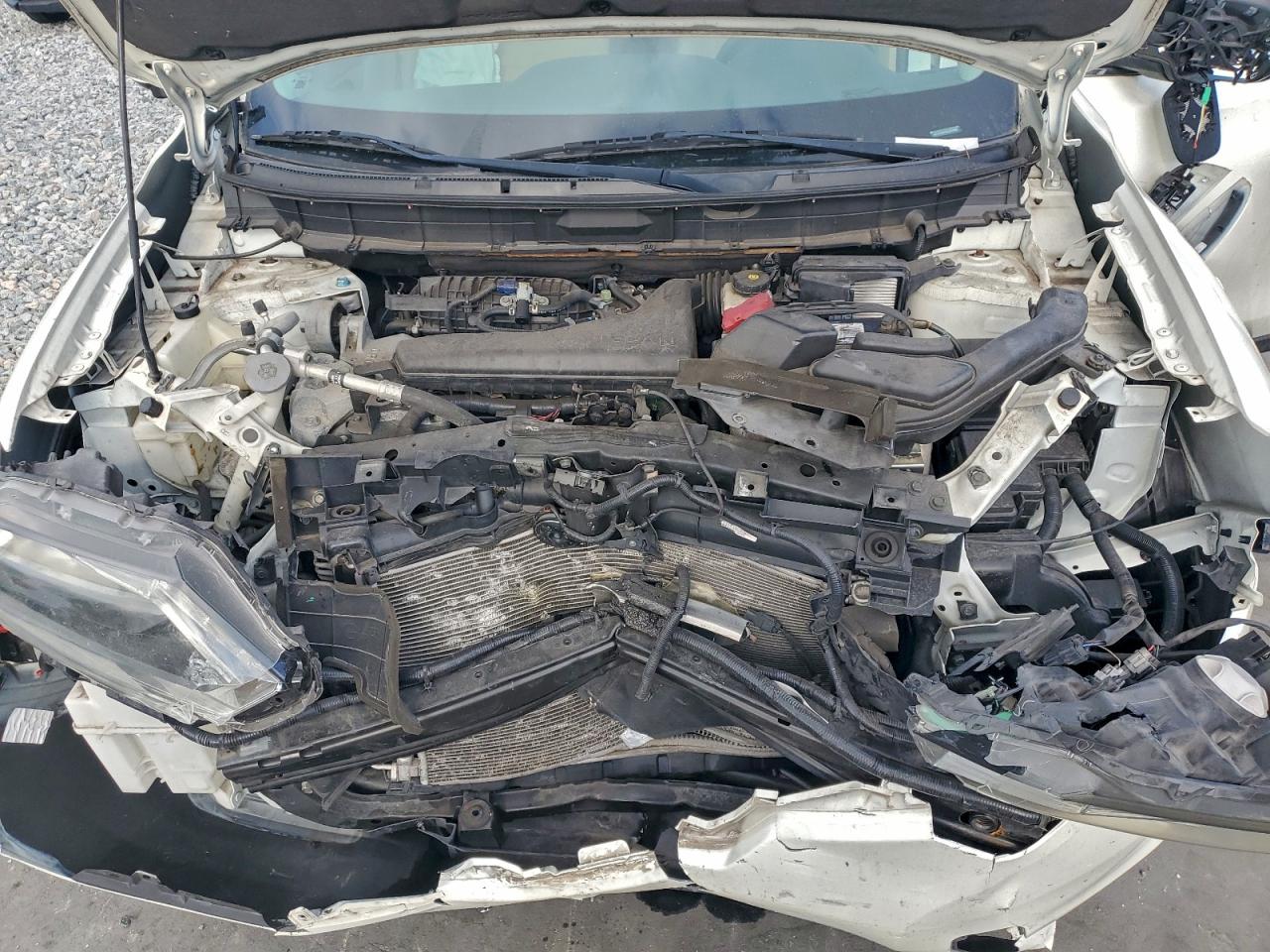 2016 NISSAN ROGUE S photo 41