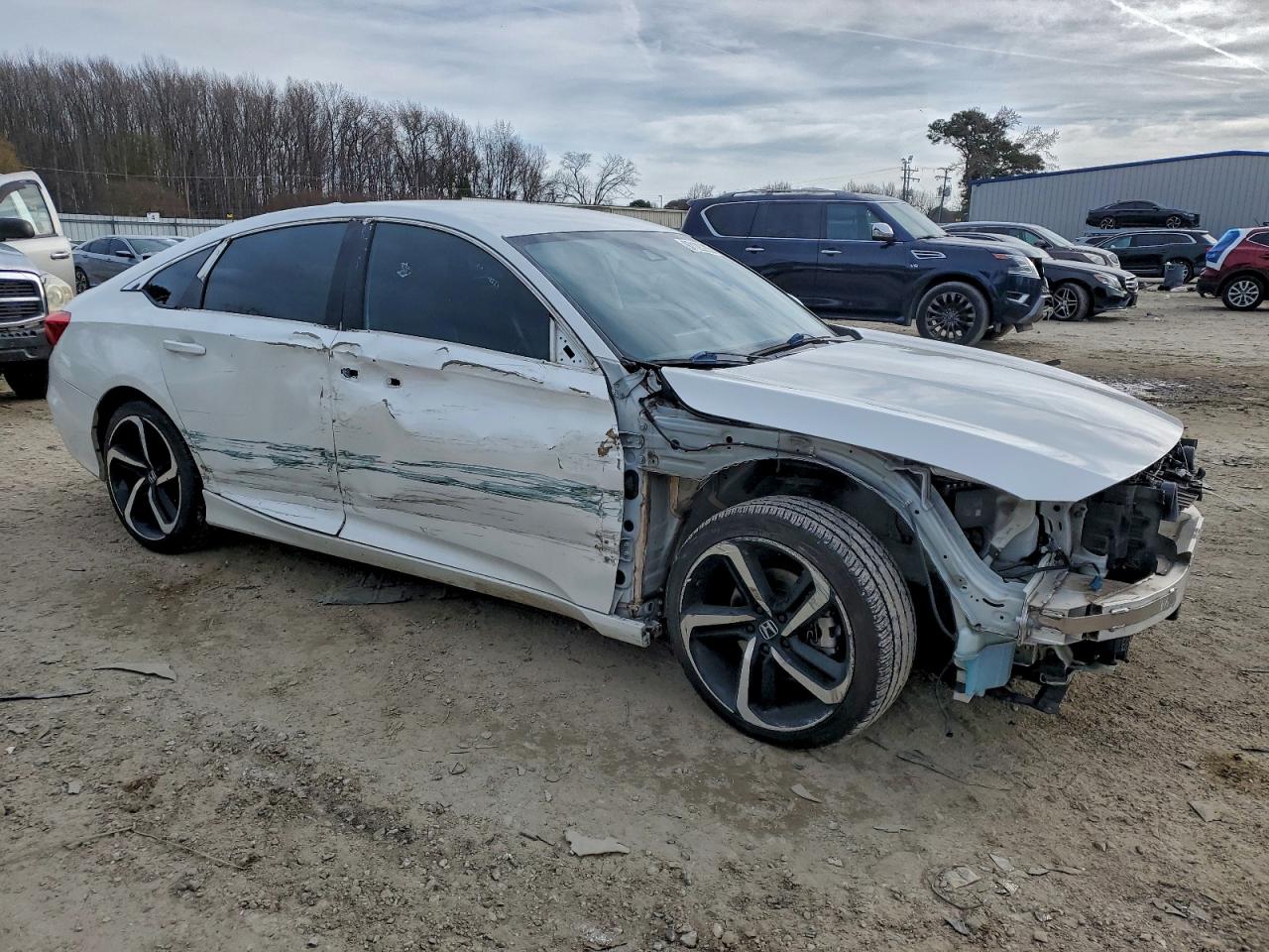 2018 HONDA ACCORD SPORT photo 4