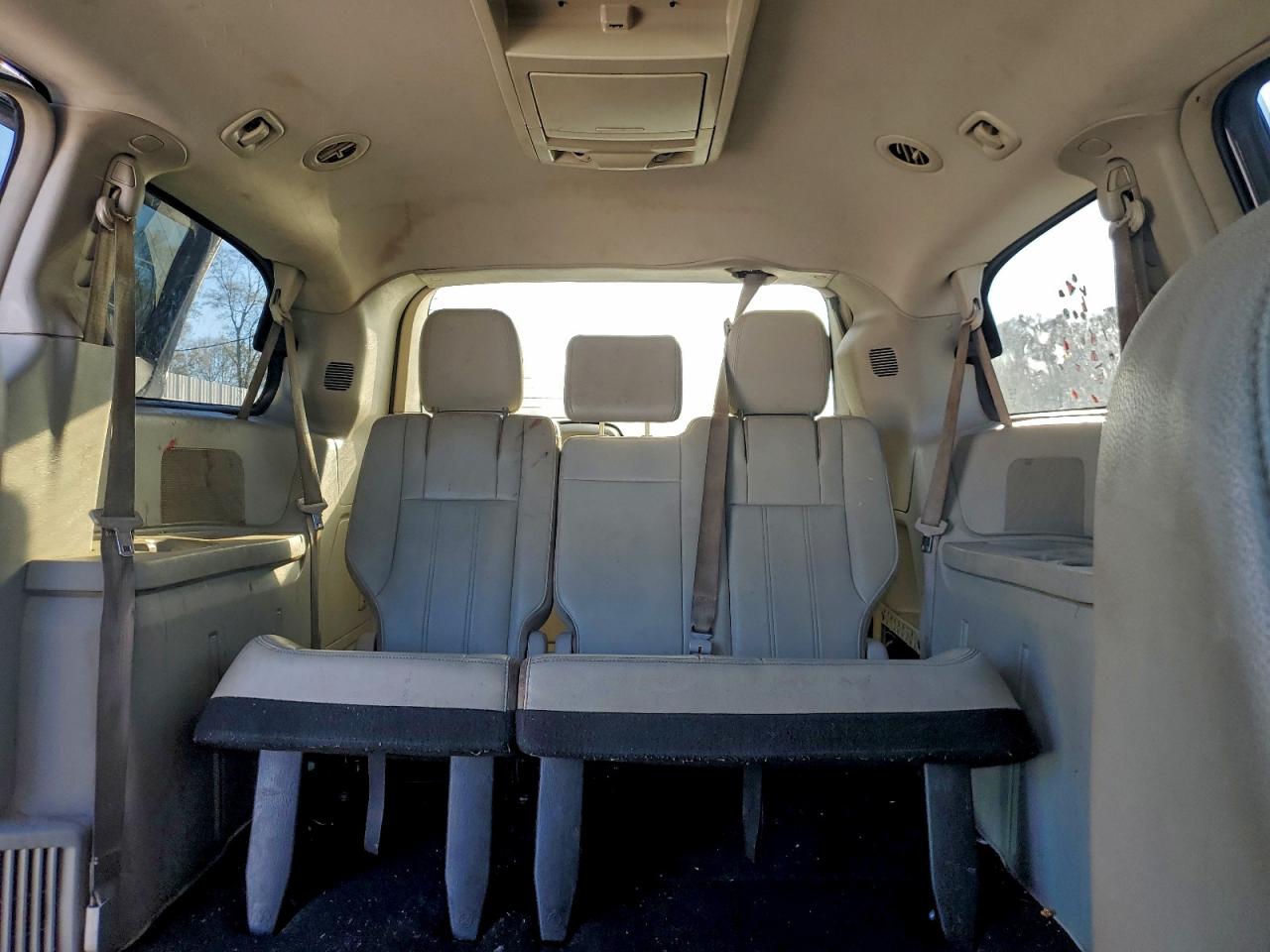 2013 CHRYSLER TOWN & COUNTRY TOURING photo 10