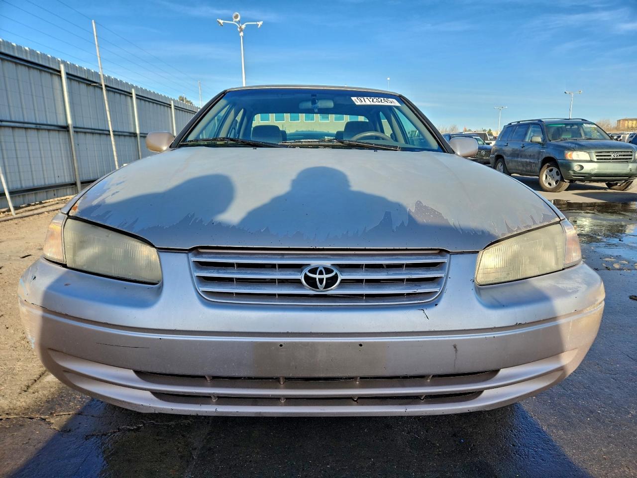 1997 TOYOTA CAMRY LE photo 5