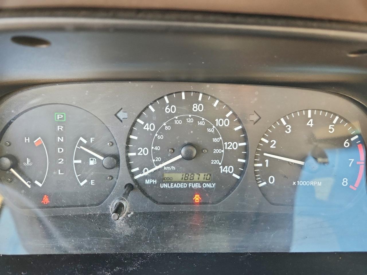 1997 TOYOTA CAMRY LE photo 9
