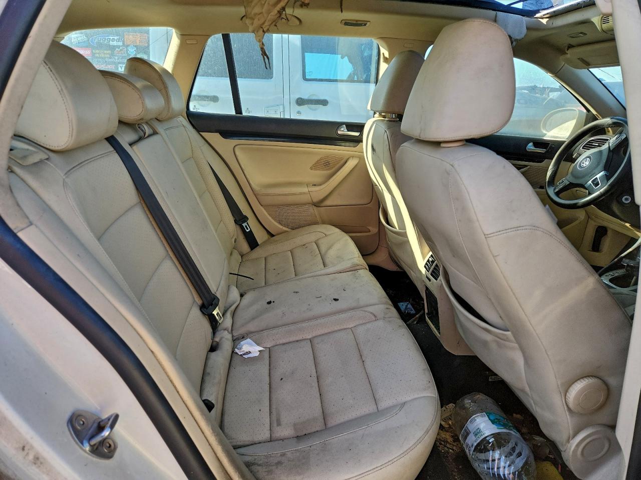 2014 VOLKSWAGEN JETTA TDI photo 28