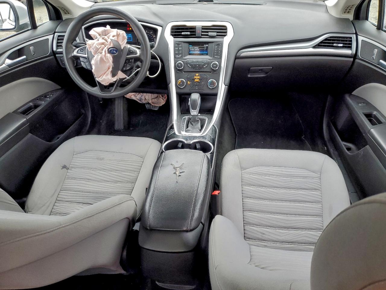 2016 FORD FUSION S photo 8