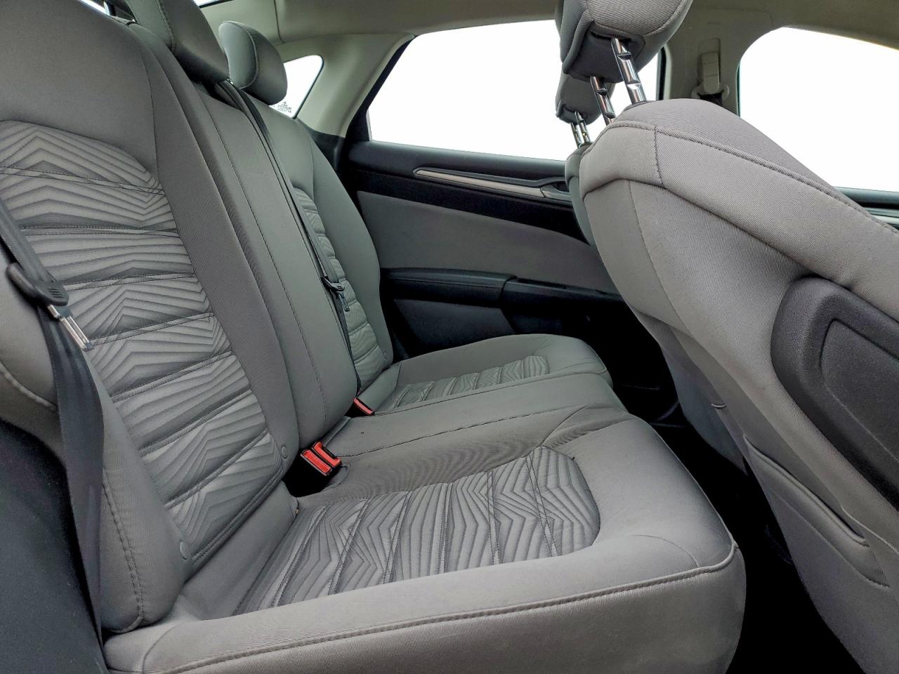 2016 FORD FUSION S photo 10