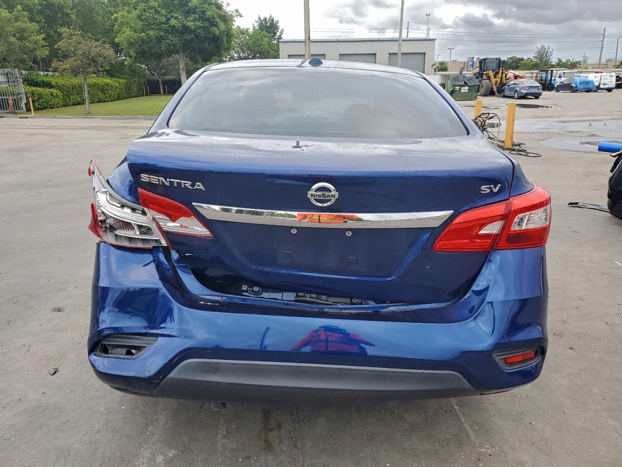 2019 NISSAN SENTRA S photo 6