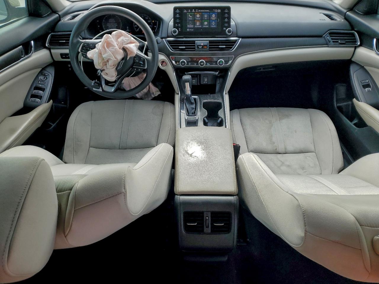 2018 HONDA ACCORD EX photo 22