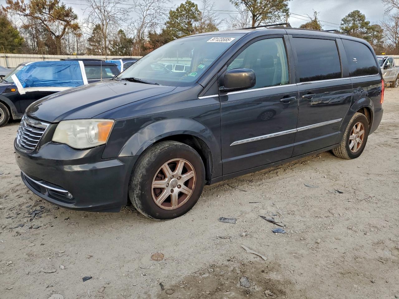 2012 CHRYSLER TOWN & COUNTRY