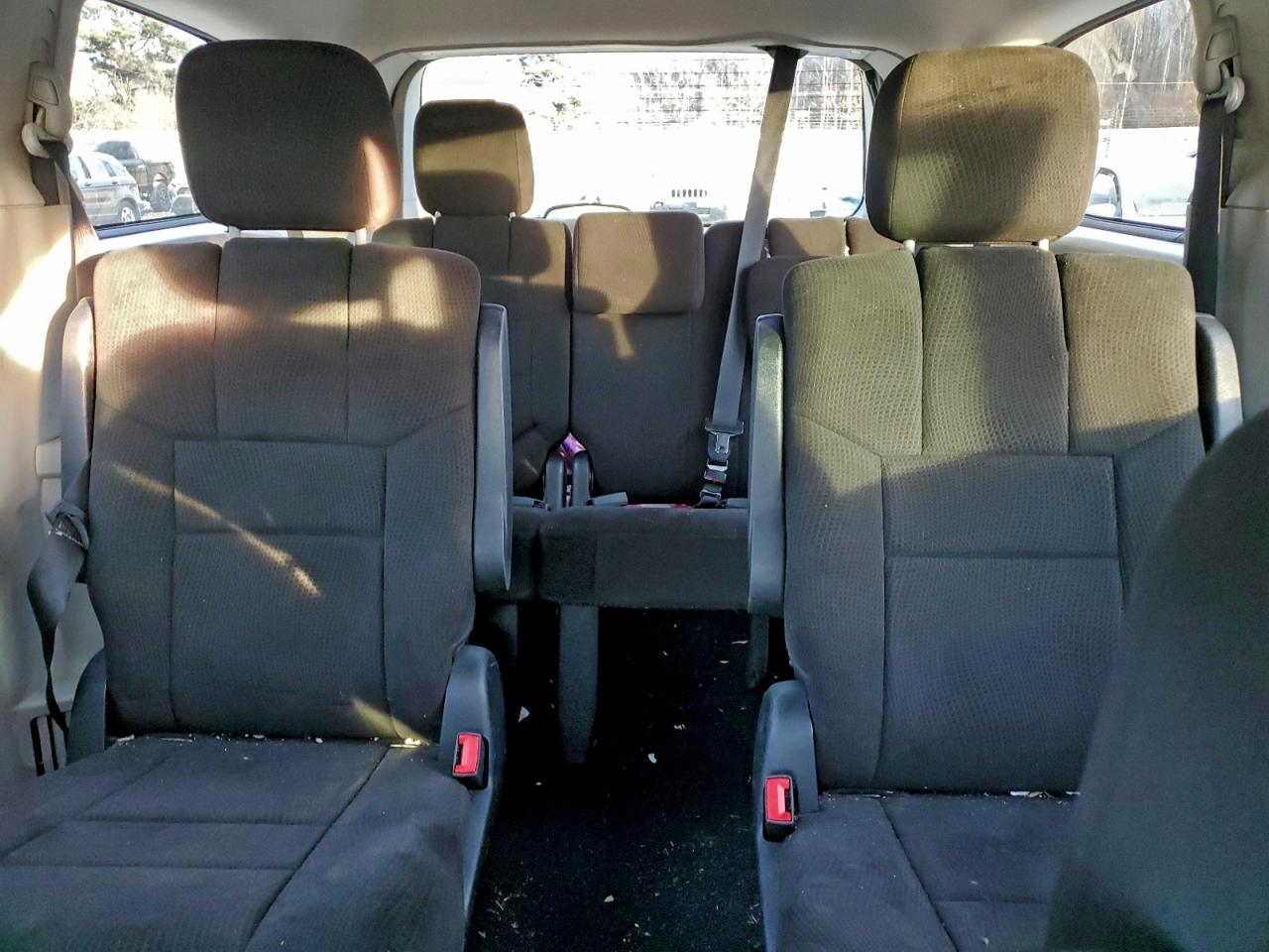 2012 CHRYSLER TOWN & COUNTRY TOURING photo 19