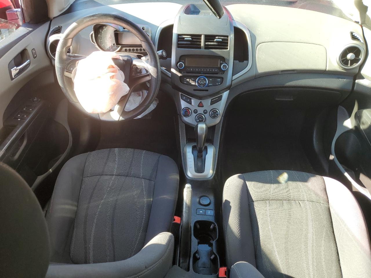 2014 CHEVROLET SONIC LT photo 8
