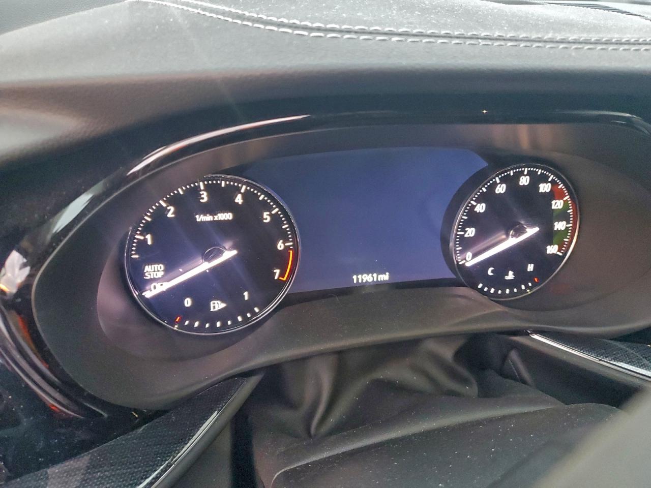 2023 BUICK ENVISION ESSENCE photo 9