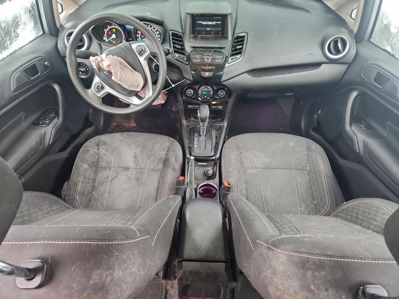 2019 FORD FIESTA SE photo 22