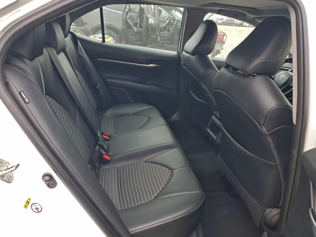 2018 TOYOTA CAMRY L photo 28