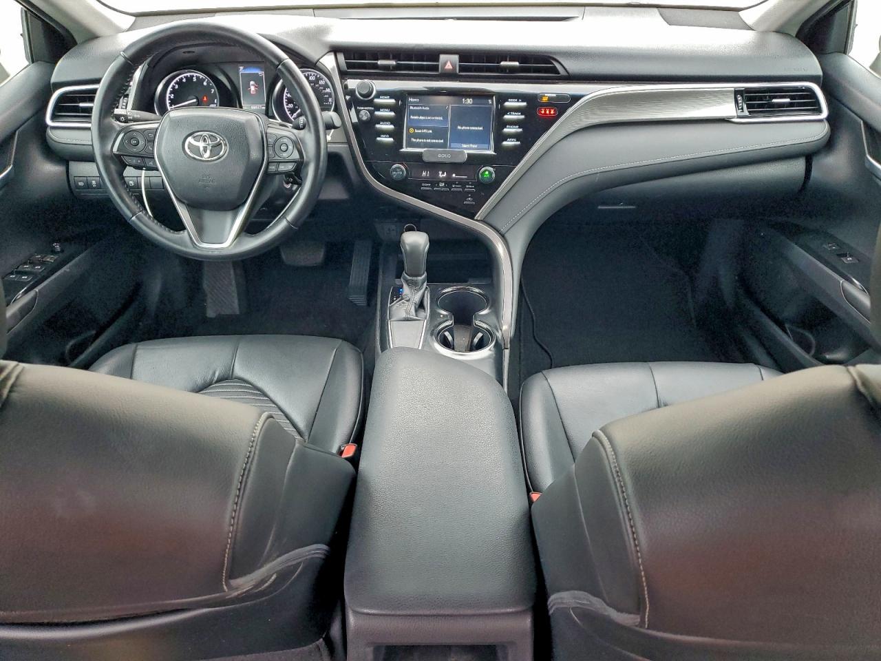 2018 TOYOTA CAMRY L photo 22