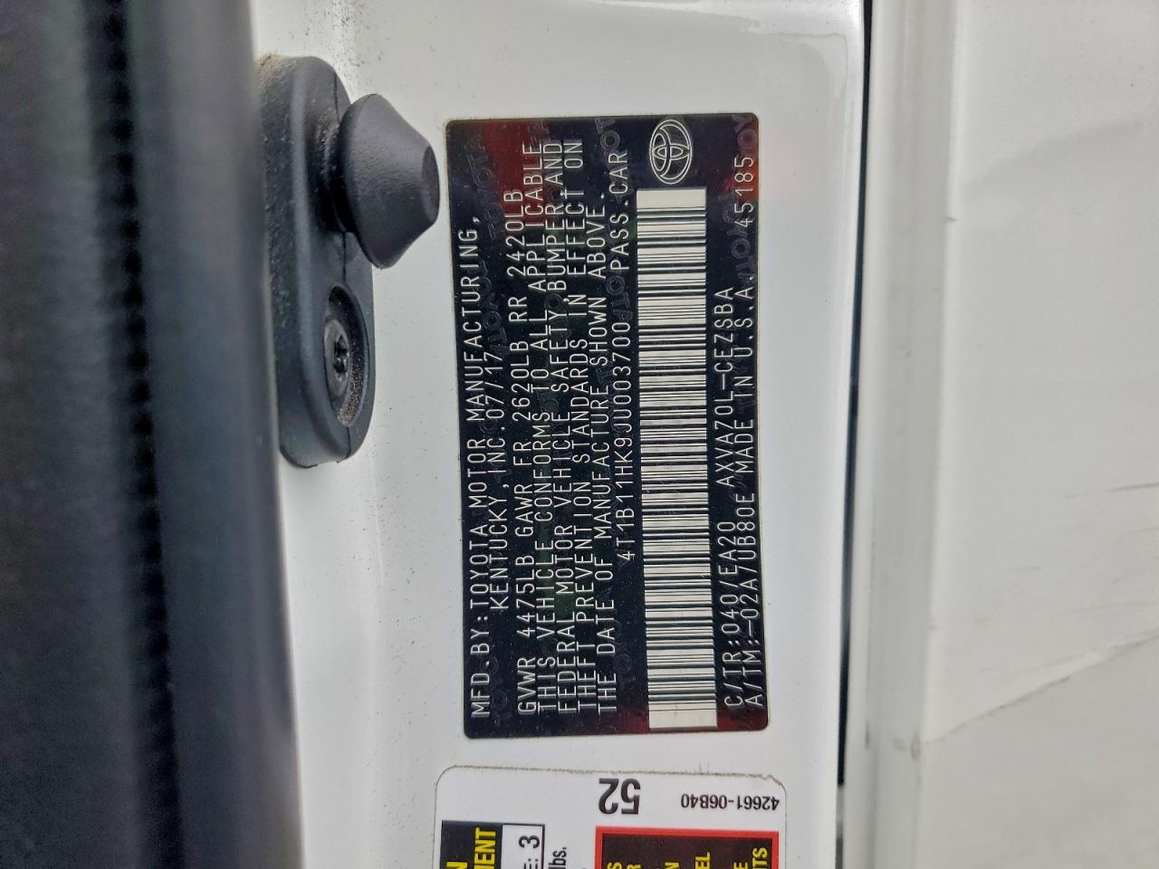 2018 TOYOTA CAMRY L photo 34