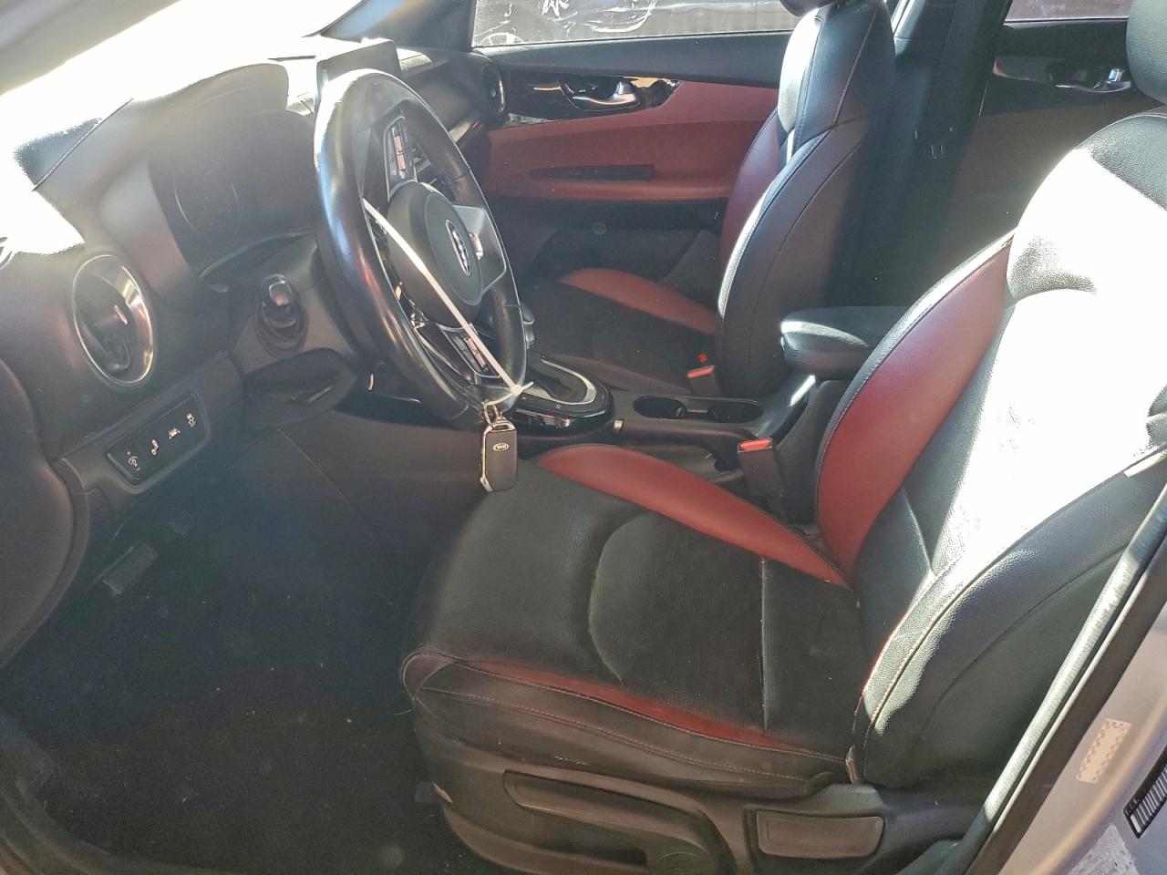 2020 KIA FORTE EX photo 7