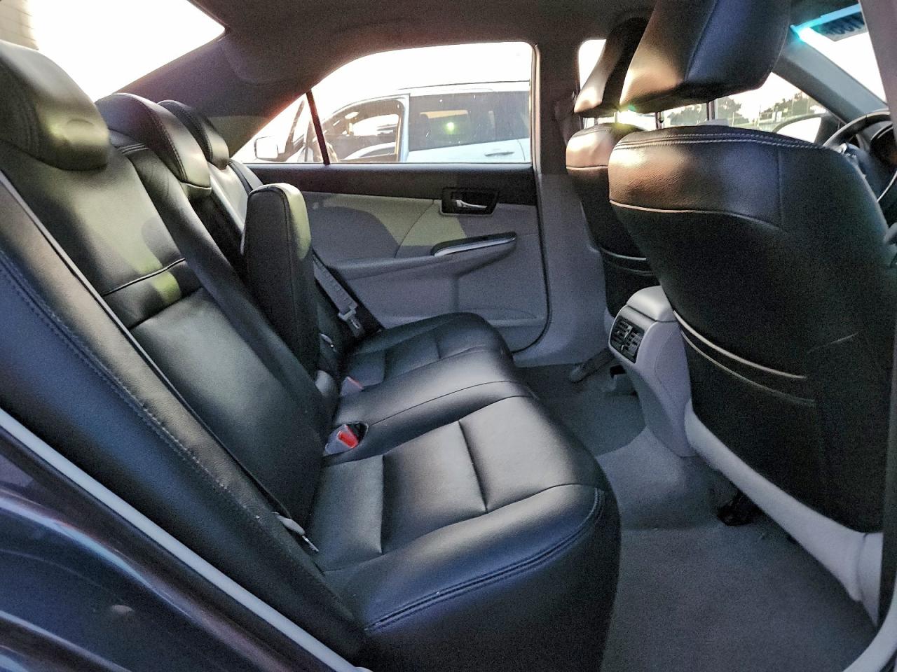 2014 TOYOTA CAMRY HYBRID photo 10