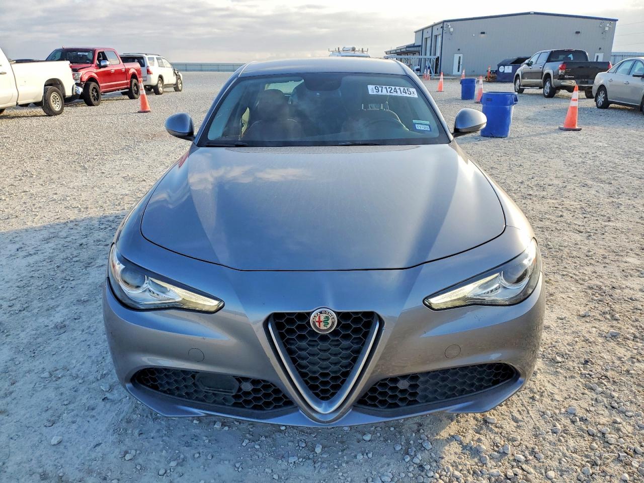 2019 ALFA ROMEO GIULIA TI photo 5