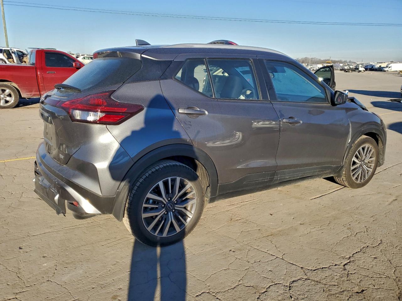 2023 NISSAN KICKS SV photo 7