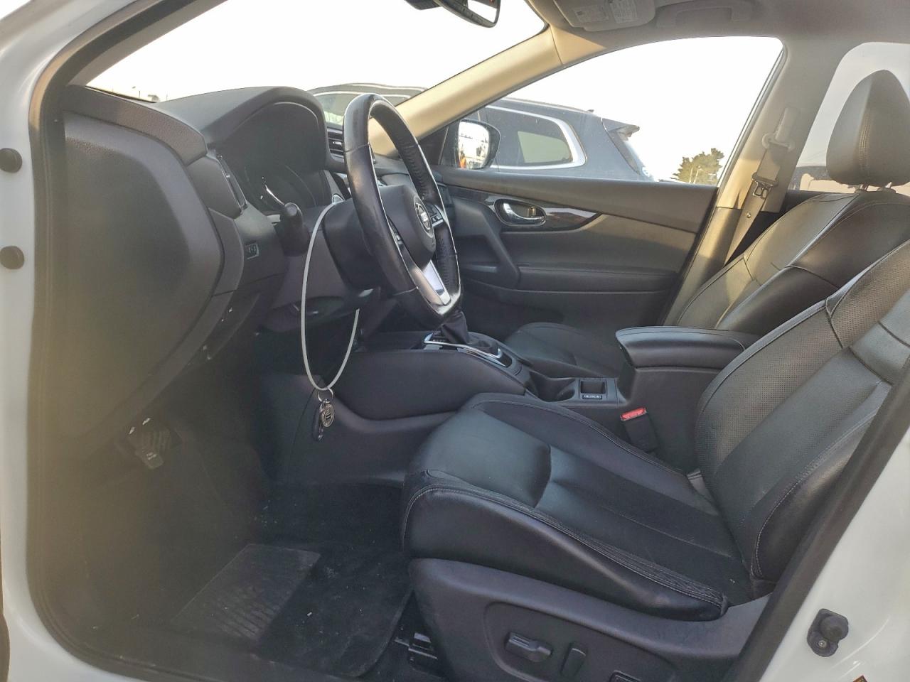2017 NISSAN ROGUE S photo 13