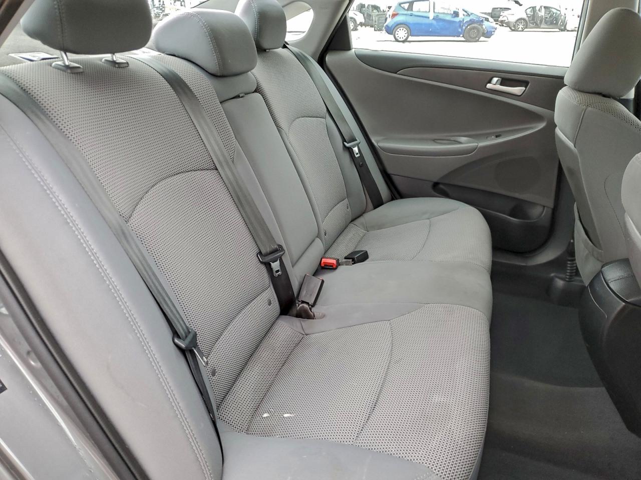 2014 HYUNDAI SONATA GLS photo 19