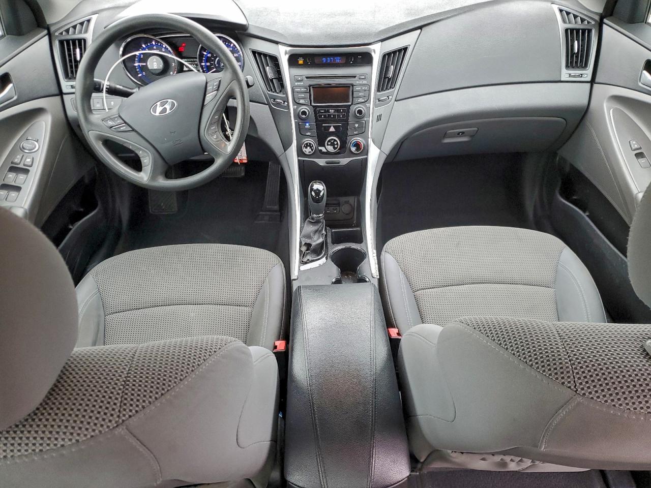 2014 HYUNDAI SONATA GLS photo 15
