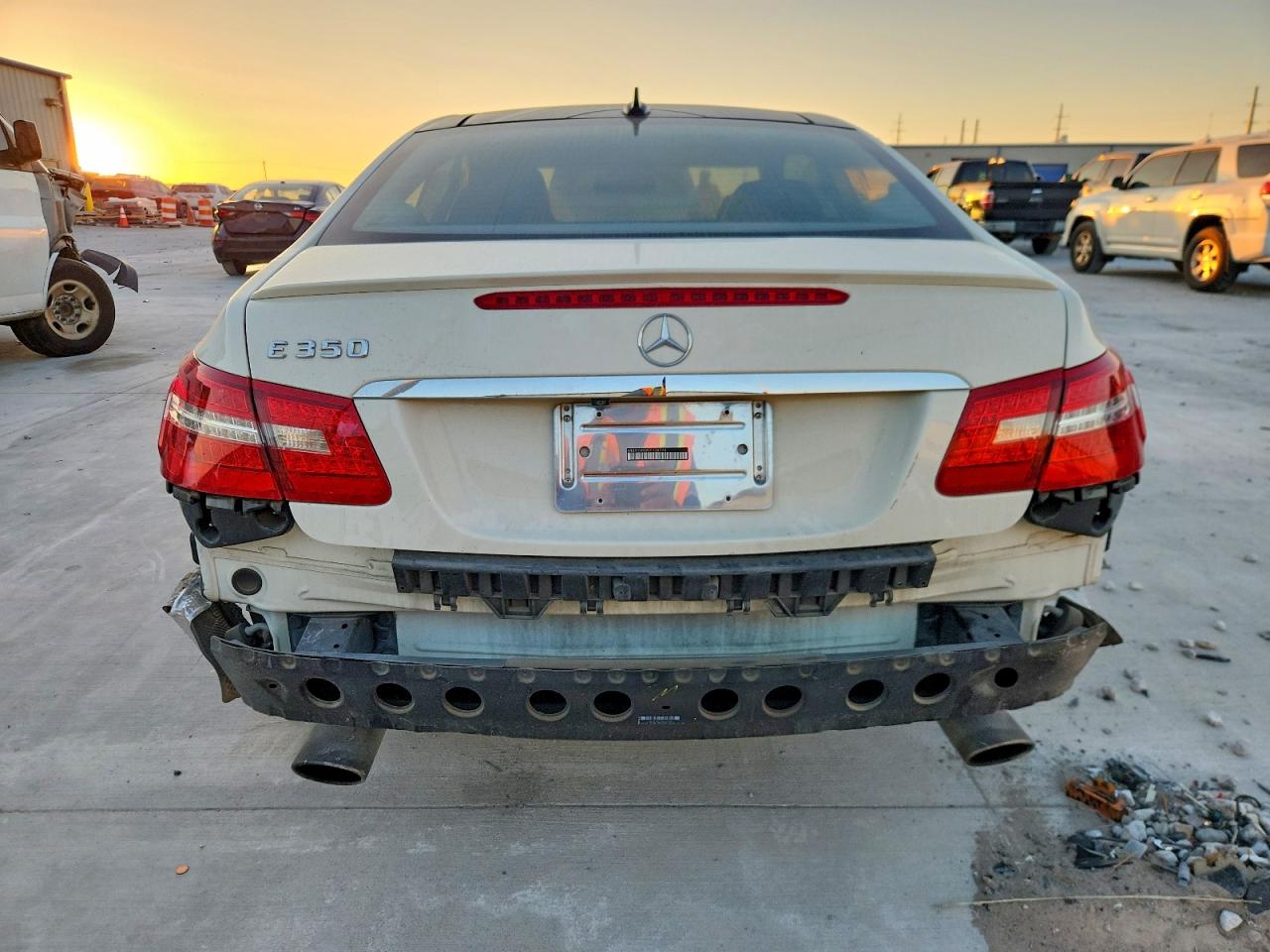2012 MERCEDES-BENZ E 350 photo 6