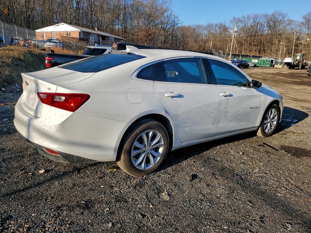 2024 CHEVROLET MALIBU LT photo 5