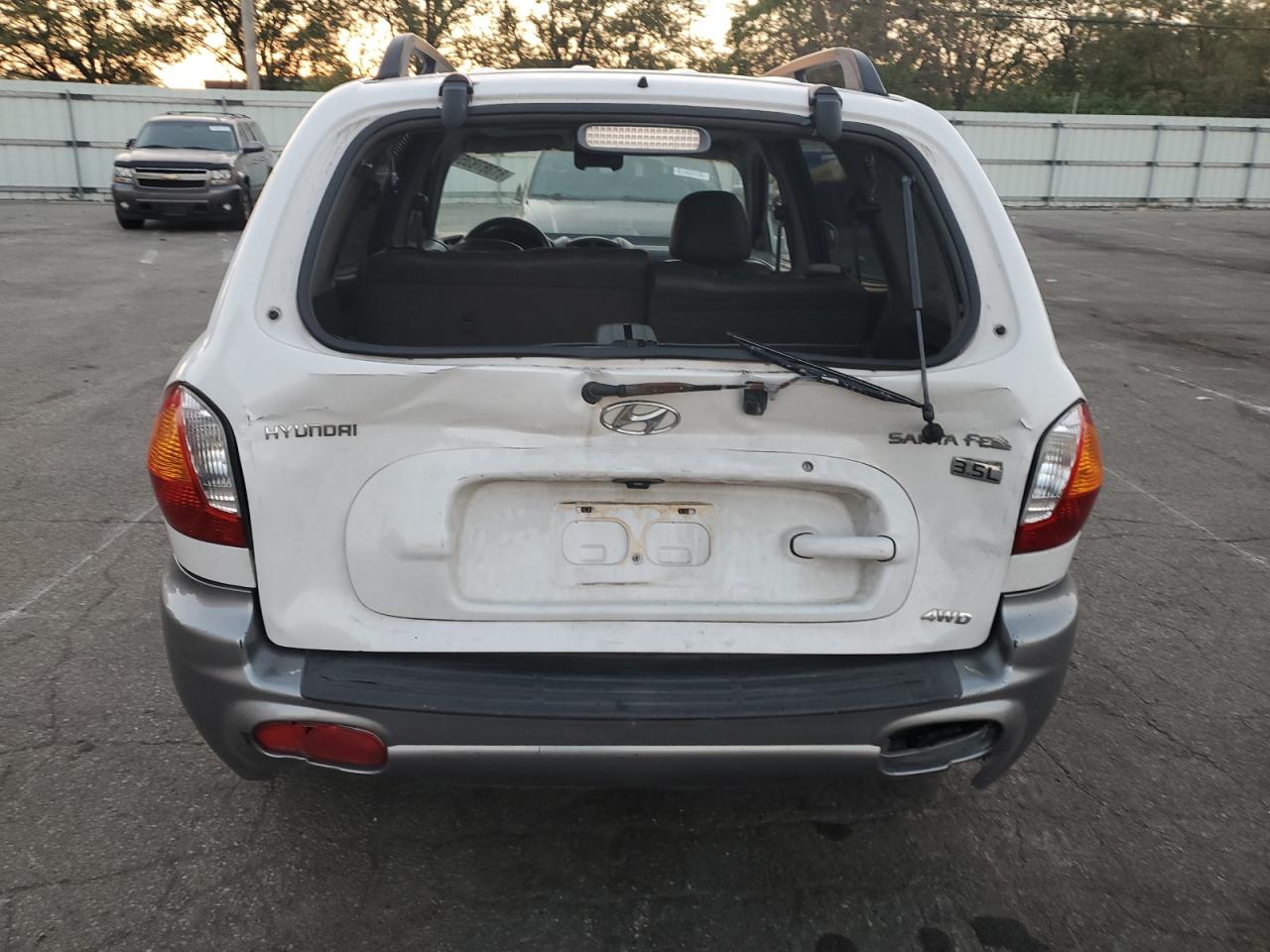 2004 HYUNDAI SANTA FE GLS photo 6