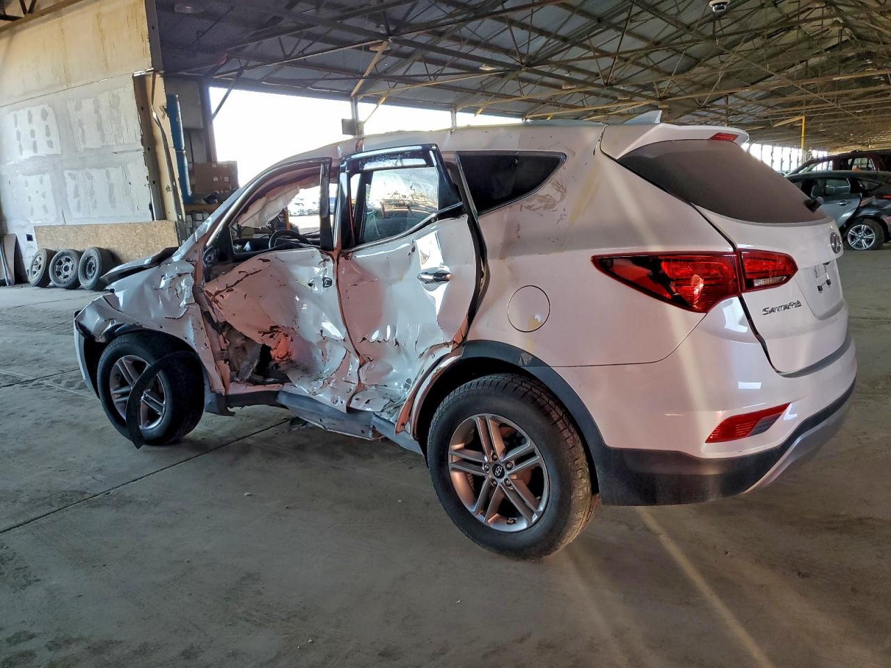 2017 HYUNDAI SANTA FE SPORT photo 2