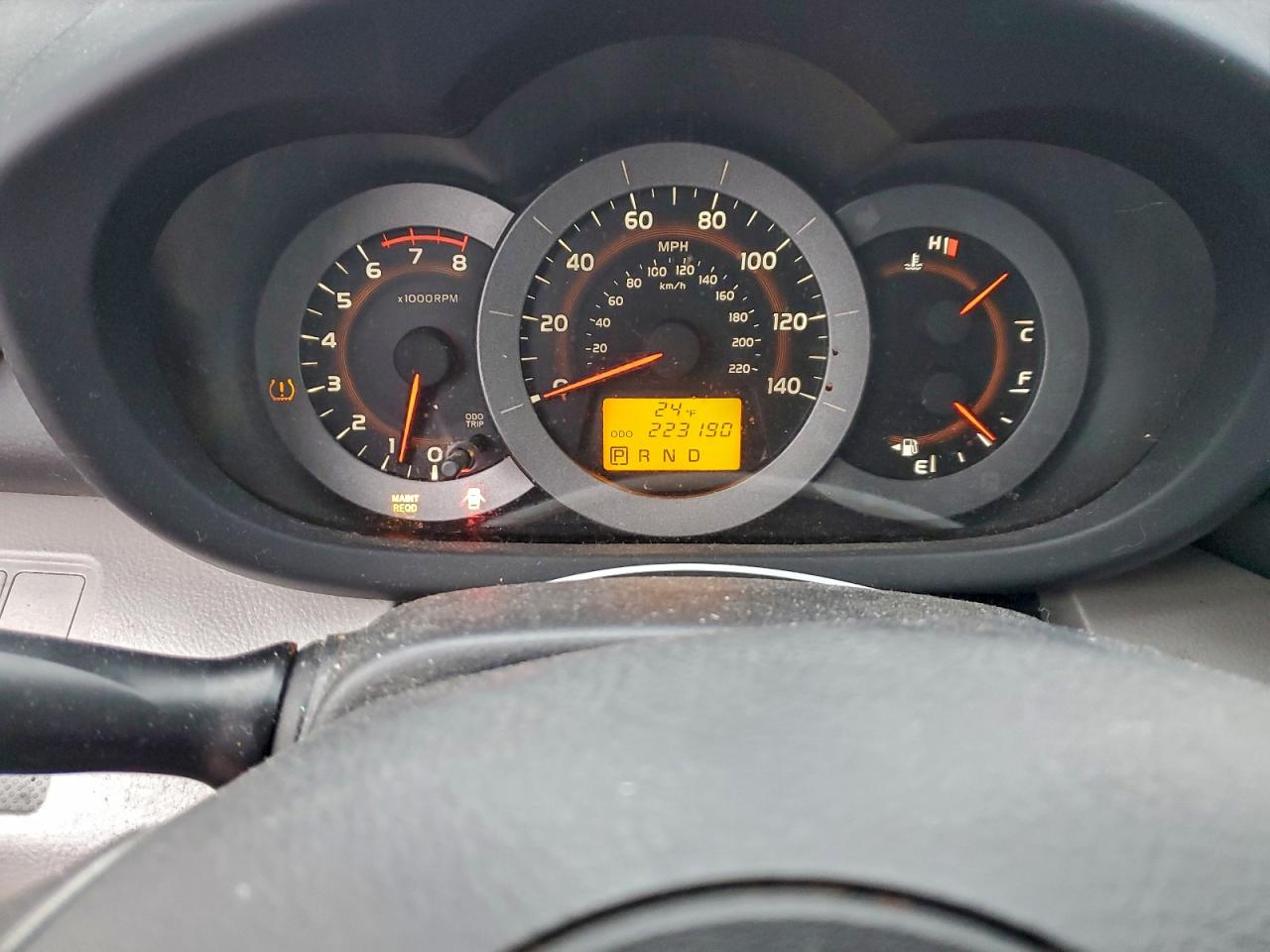 2011 TOYOTA RAV4 photo 9