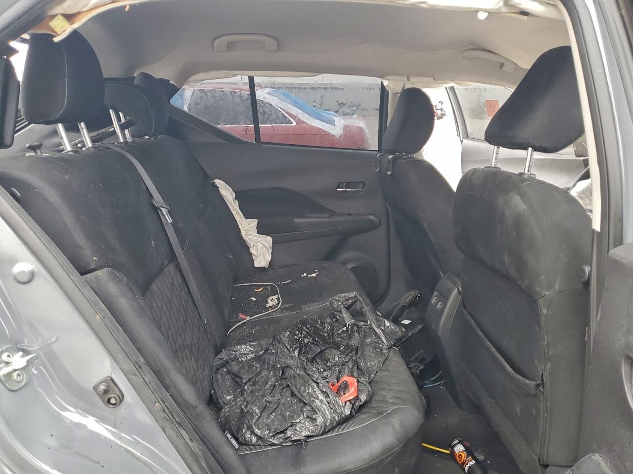 2021 NISSAN KICKS SV photo 11