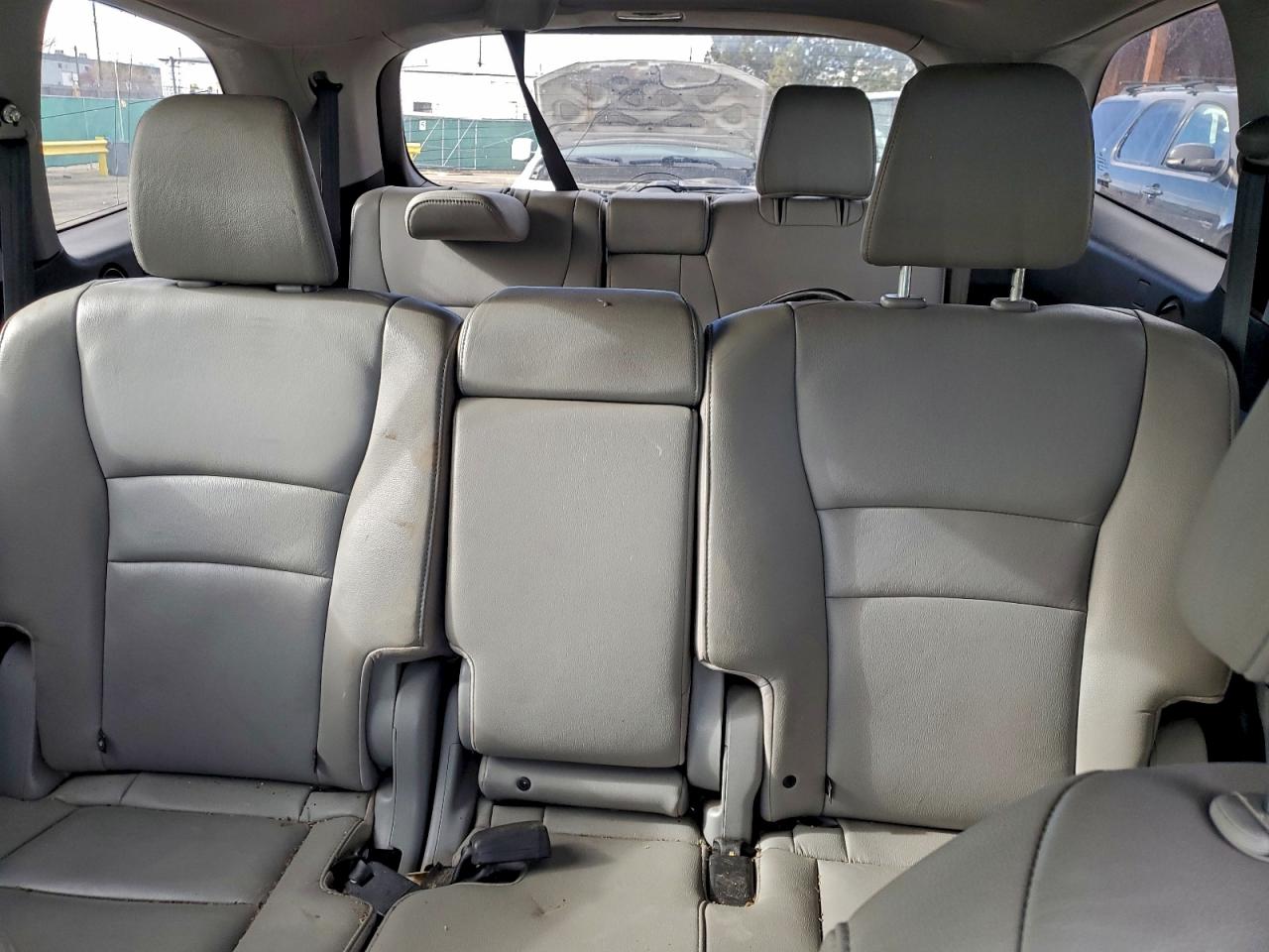 2016 HONDA PILOT EXL photo 28