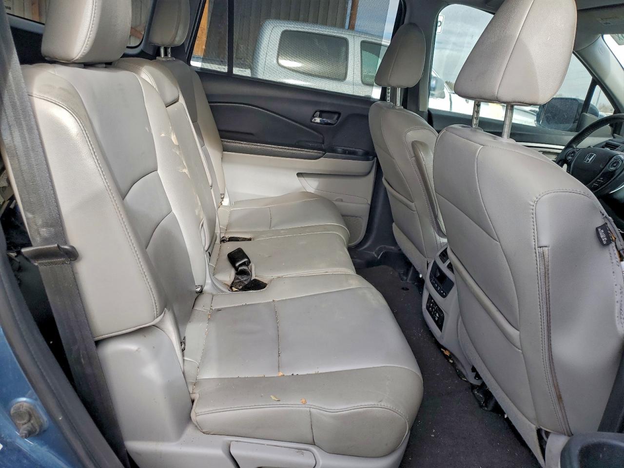 2016 HONDA PILOT EXL photo 31