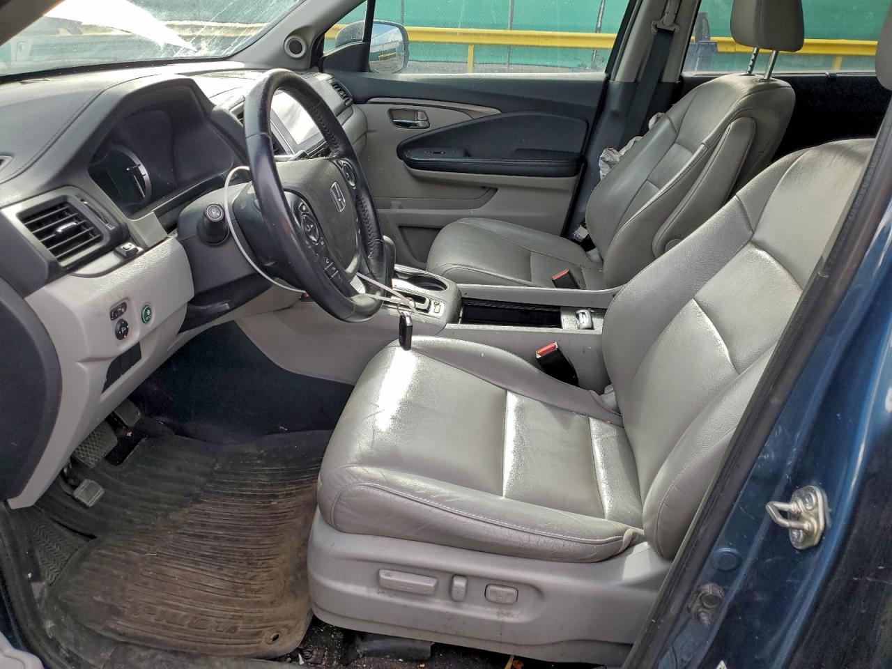 2016 HONDA PILOT EXL photo 19