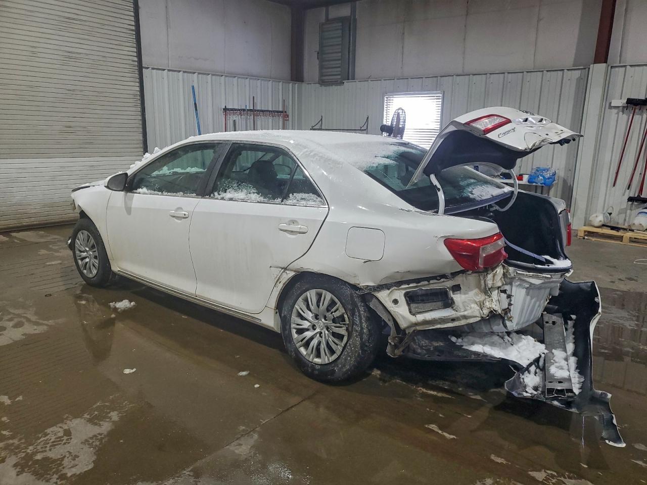 2013 TOYOTA CAMRY L photo 2