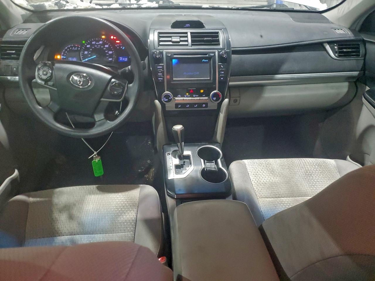 2013 TOYOTA CAMRY L photo 8