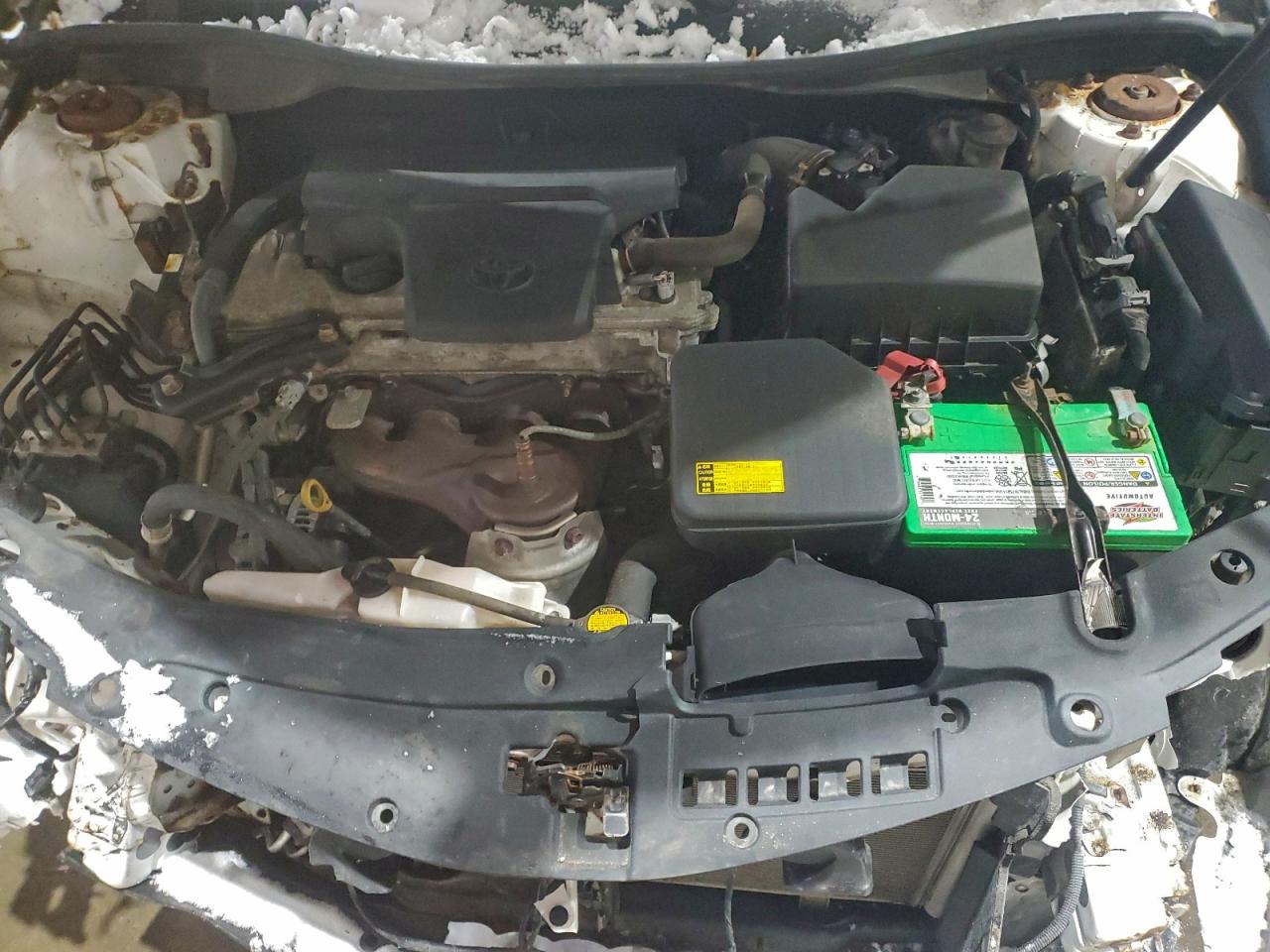2013 TOYOTA CAMRY L photo 11