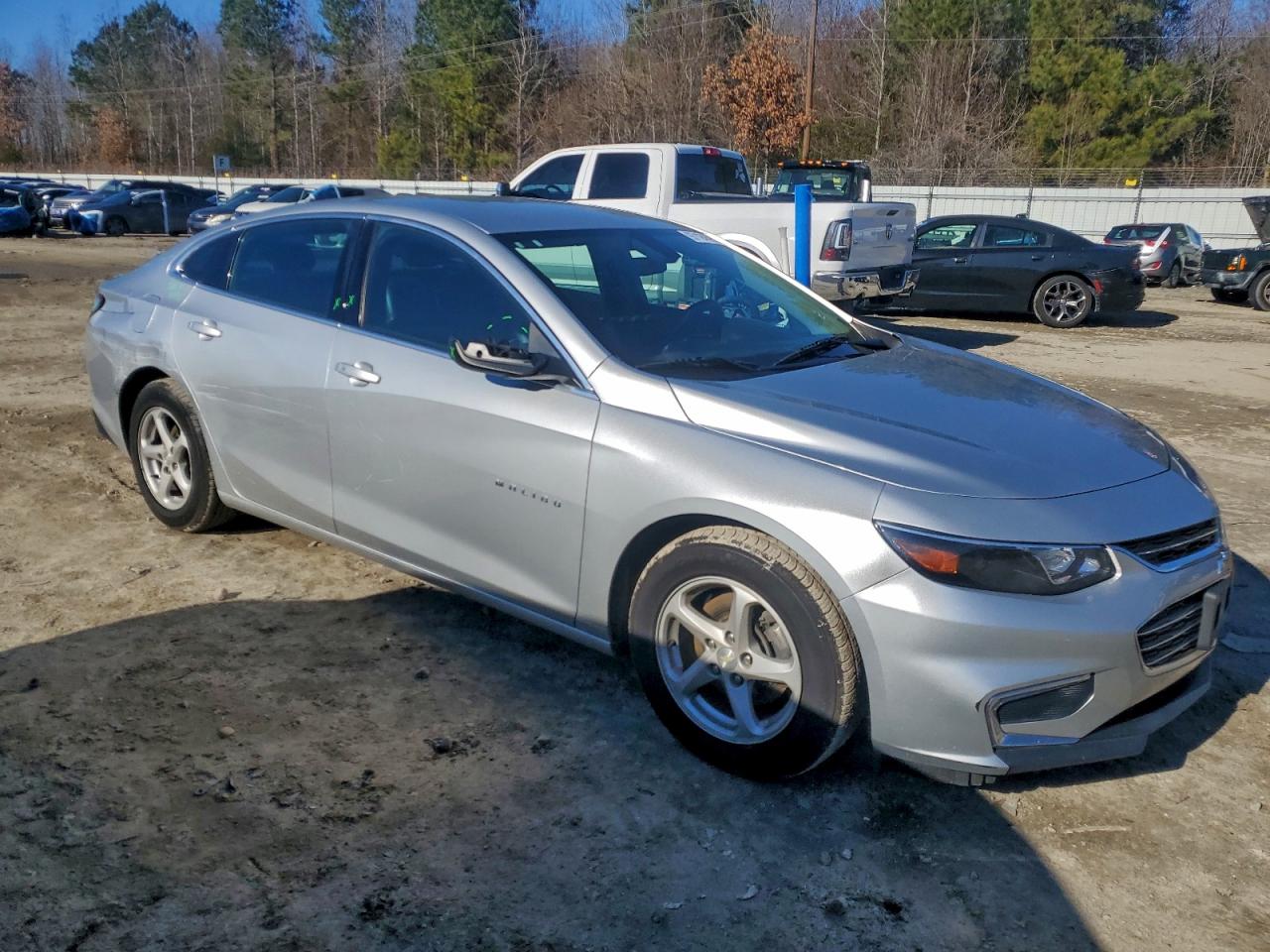 2016 CHEVROLET MALIBU LS photo 4