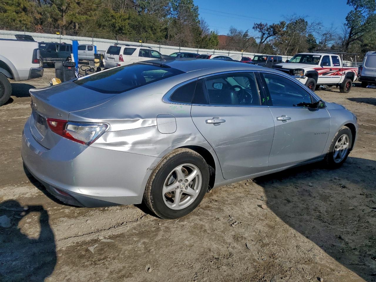 2016 CHEVROLET MALIBU LS photo 3