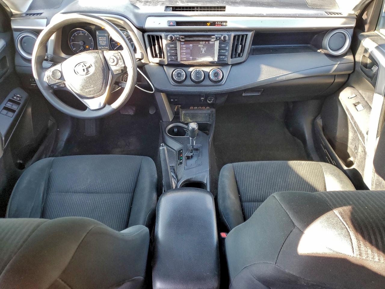 2017 TOYOTA RAV4 LE photo 15