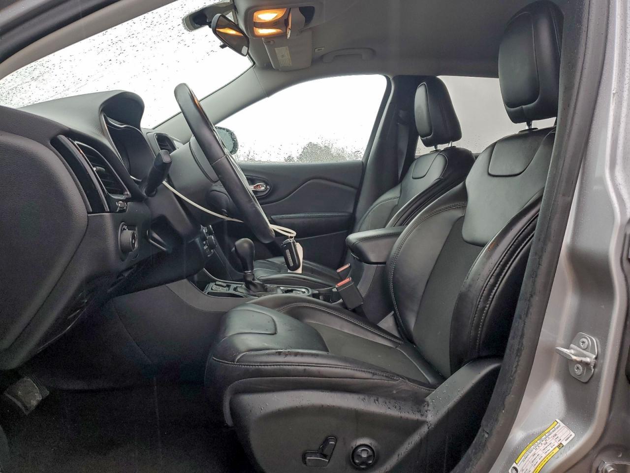 2019 JEEP CHEROKEE LATITUDE PLUS photo 7