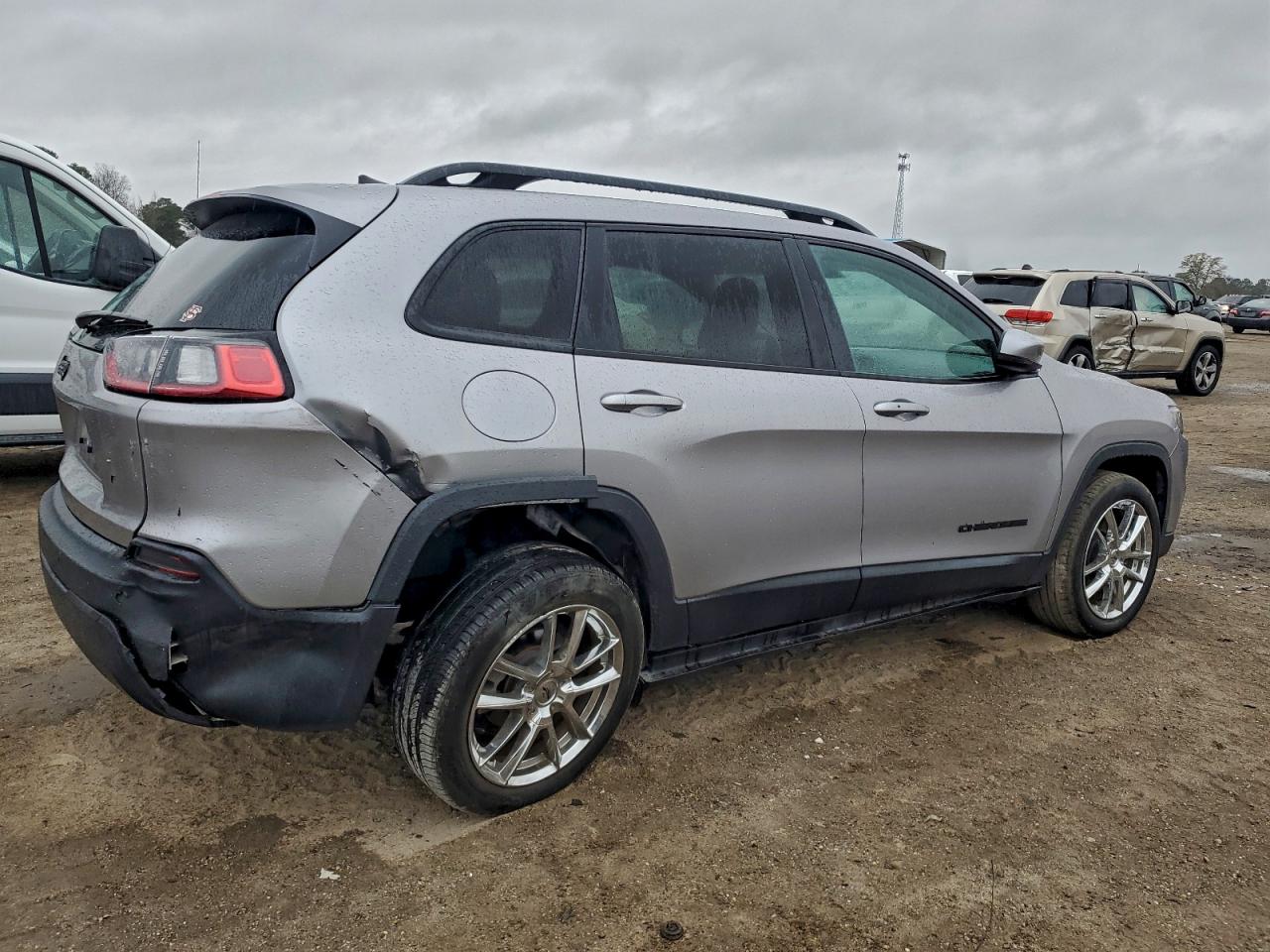 2019 JEEP CHEROKEE LATITUDE PLUS photo 3