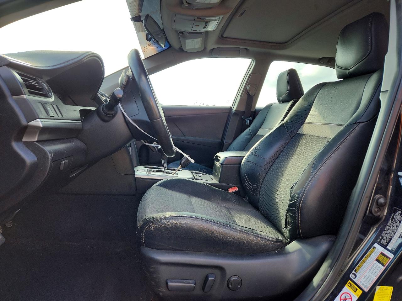 2012 TOYOTA CAMRY BASE photo 7