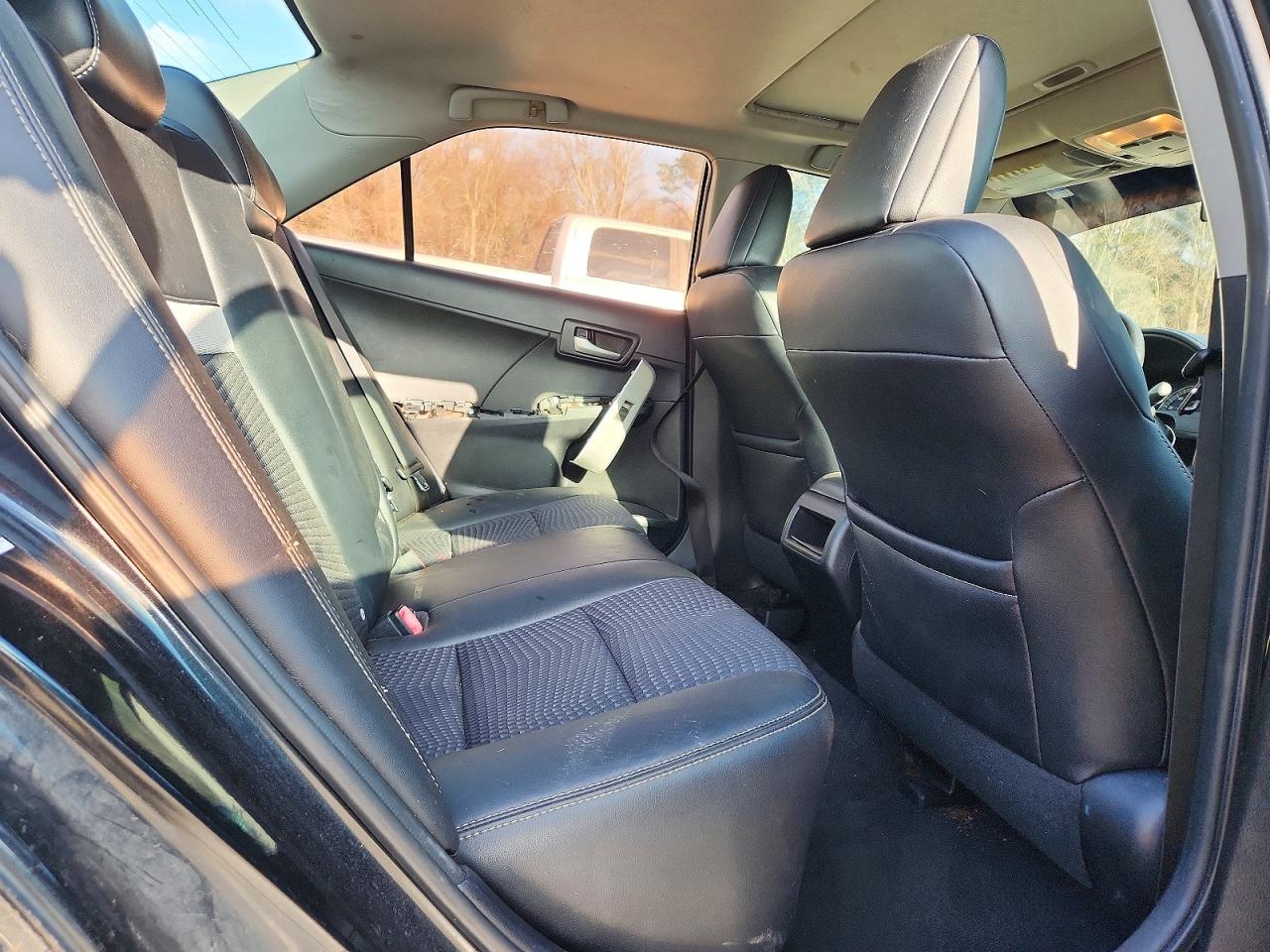 2012 TOYOTA CAMRY BASE photo 10