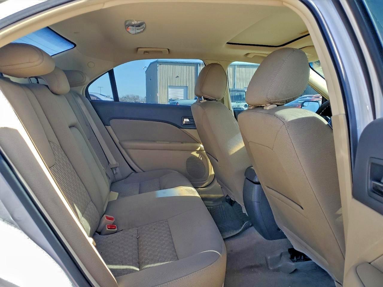 2012 FORD FUSION SE photo 19