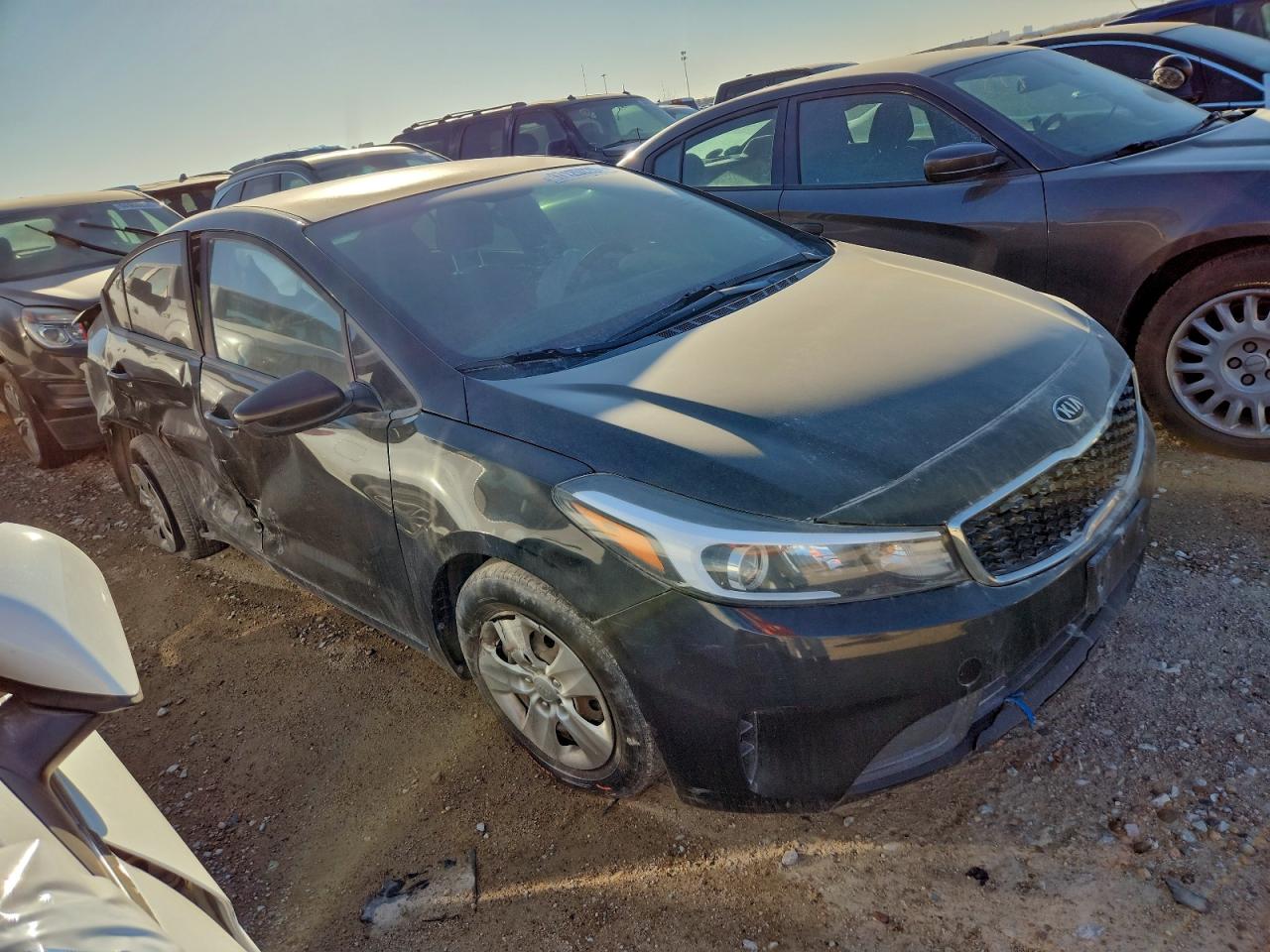 2017 KIA FORTE LX photo 7